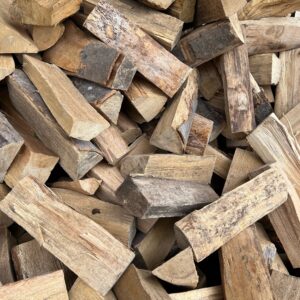 štípané dřevo Dub/Buk