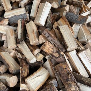 štípané dřevo smrk/borovice